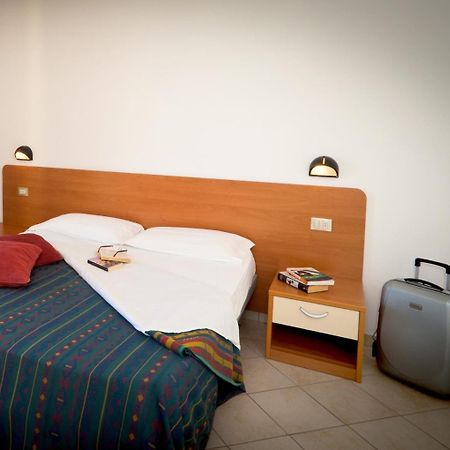 Residence Sant'Anna Пиетра Лигуре Екстериор снимка