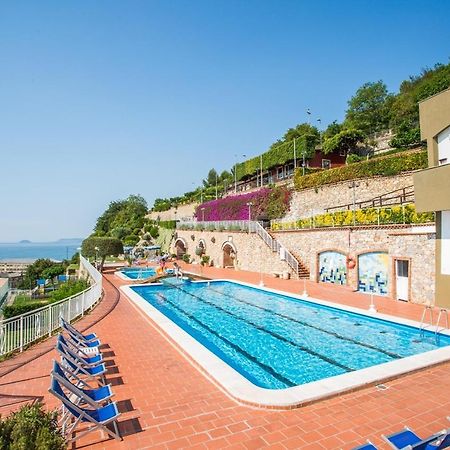 Residence Sant'Anna Пиетра Лигуре Екстериор снимка